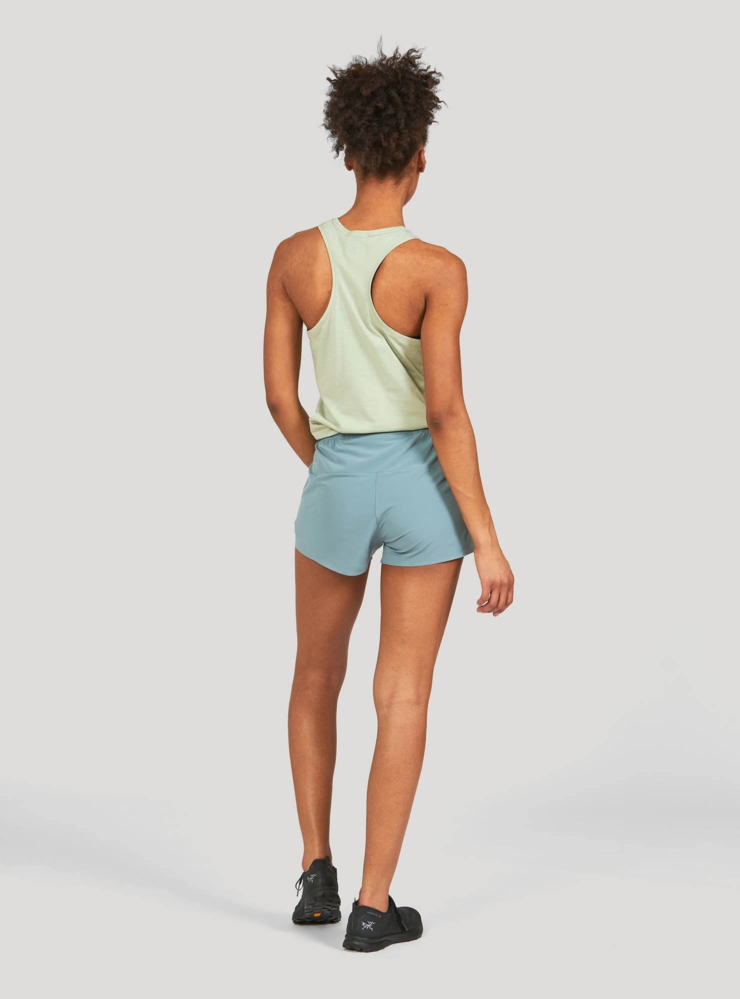 Janji Women's 3" Transit Tech Short - Shadow (WS02A-S21) - Image 3