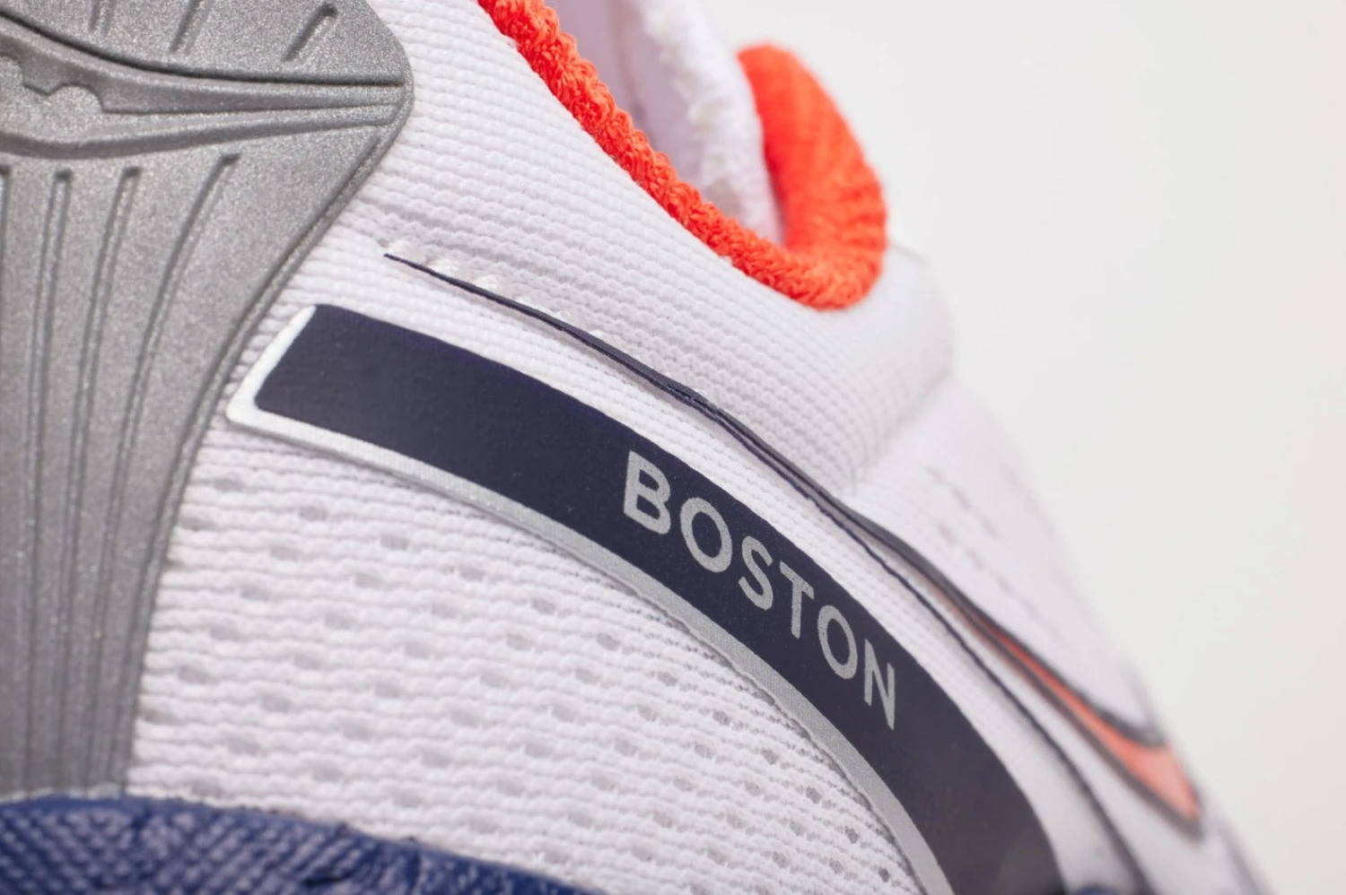 Saucony Women's Limited Edition Boston Endorphin Speed 3 - Image 5